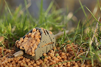 Флэт кормушка Guru Hybrid Pellet Feeder Small inline 30г